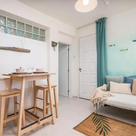 Apartment Sardinha-1 Min Walk To *