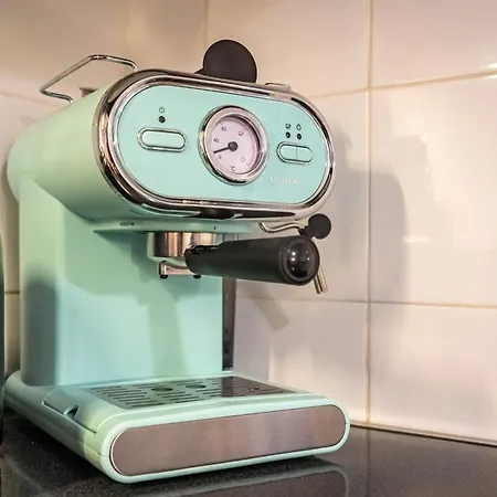 Sardinha-1 Min Walk To