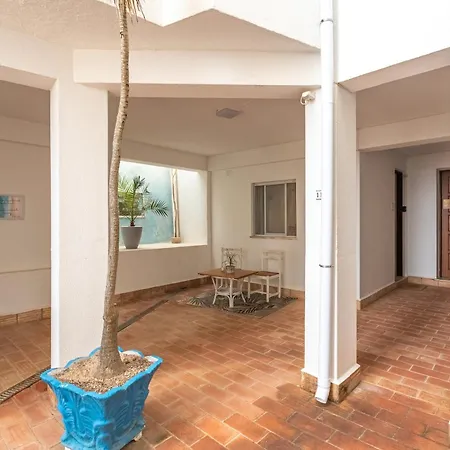 Sardinha-1 Min Walk To Apartment