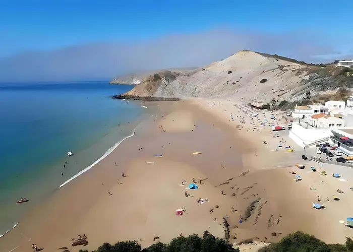 Sardinha-1 Min Walk To *