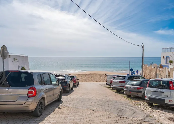 Sardinha-1 Min Walk To Burgau