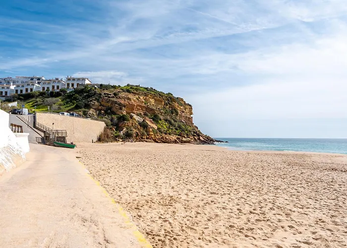 Sardinha-1 Min Walk To